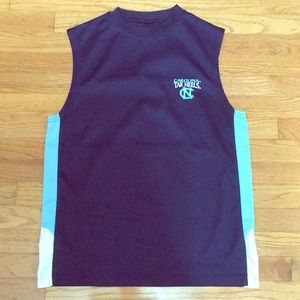North Carolina Tarheels sleeve shirt